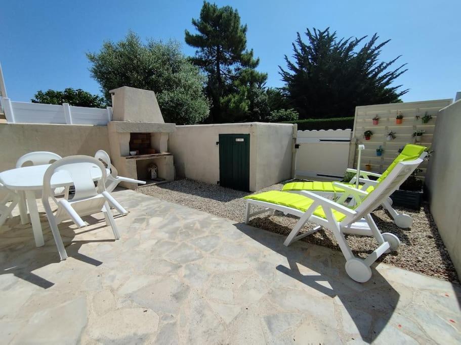 Maisonnette A Chaucre En Residence Avec Piscine Collective Saint-Georges-d'Oleron Exterior photo